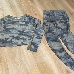 T2 Love matching camo set - 12